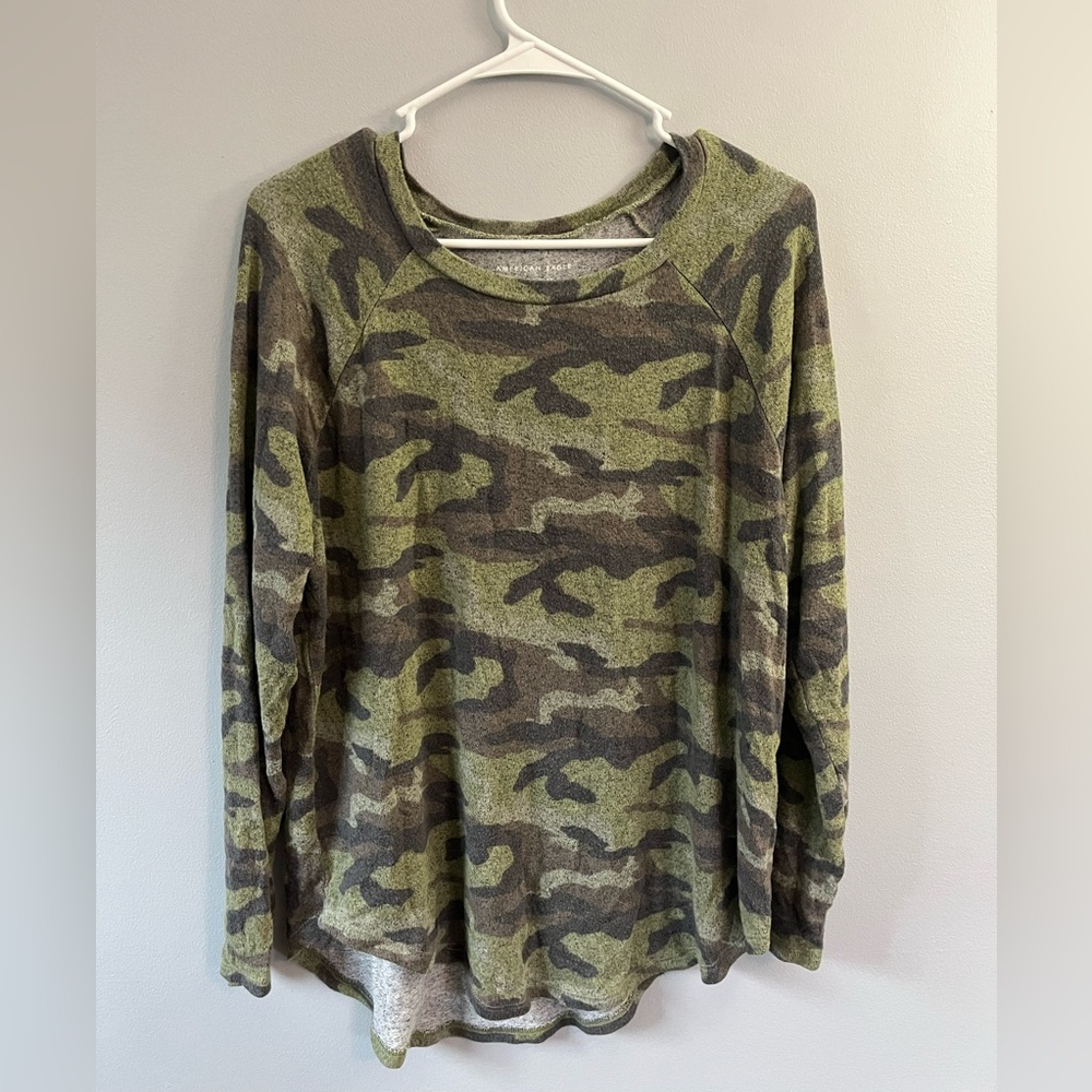 American Eagle Soft and Sexy Long Sleeve Top